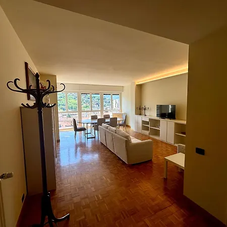 Apartment Art &