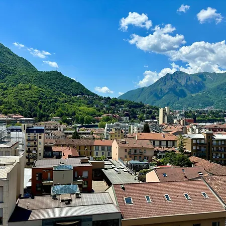 Apartment Art & Lecco