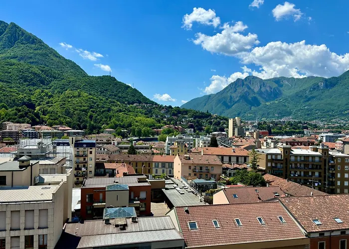 Apartment Art & Lecco